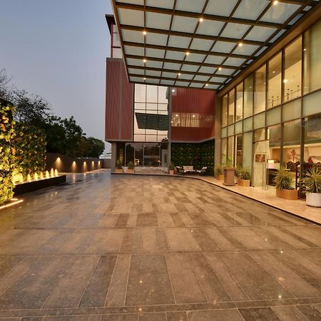 The Fern Residency, Gandhinagar Hotell Exteriör bild