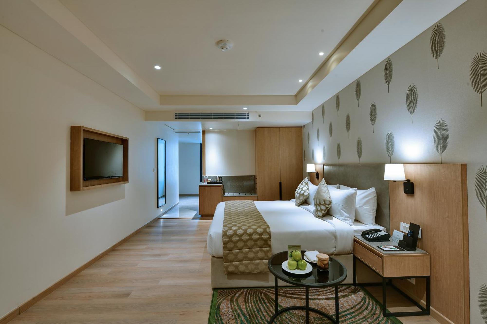 The Fern Residency, Gandhinagar Hotell Exteriör bild
