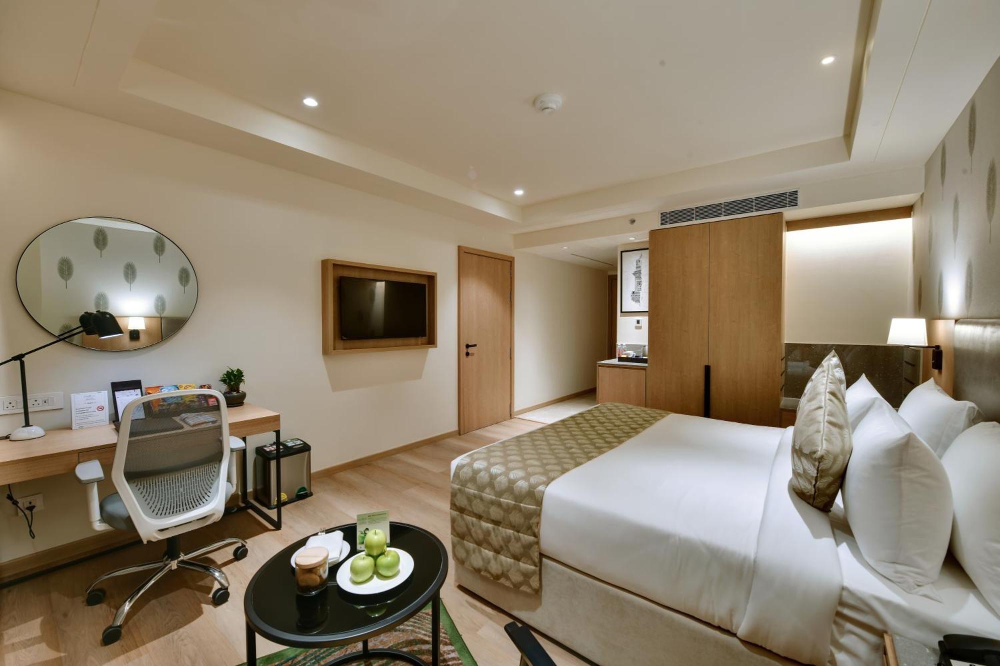 The Fern Residency, Gandhinagar Hotell Exteriör bild