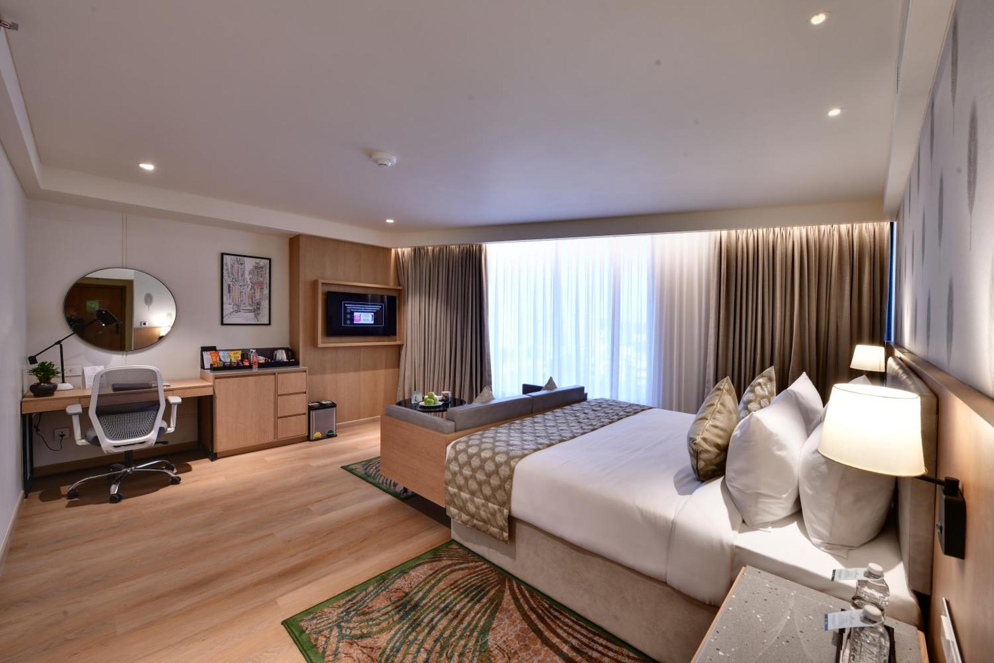 The Fern Residency, Gandhinagar Hotell Exteriör bild